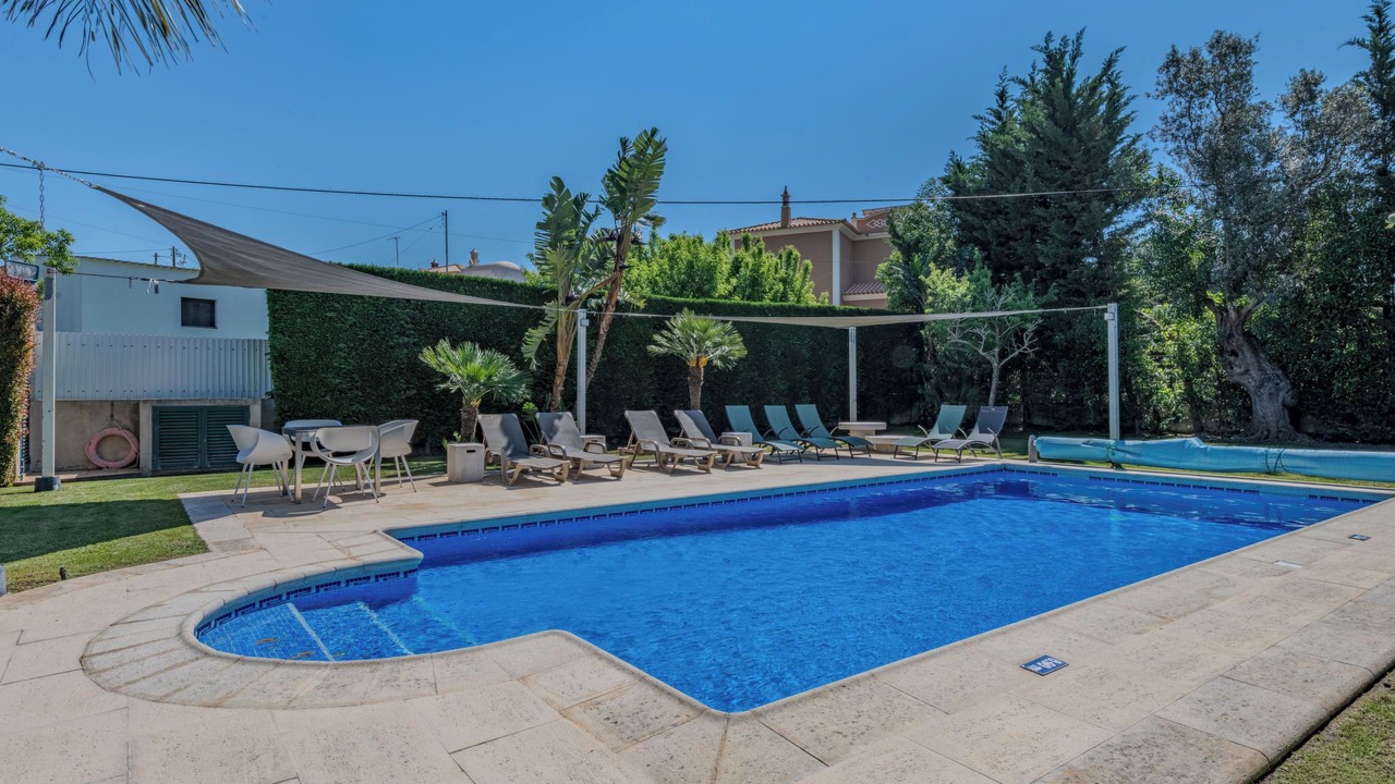 Photo of Outdoor in Patroves