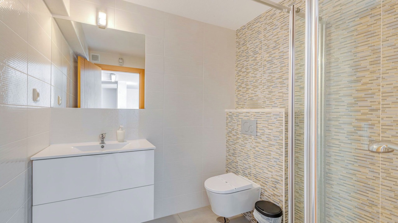 Photo of Bathroom in Patroves