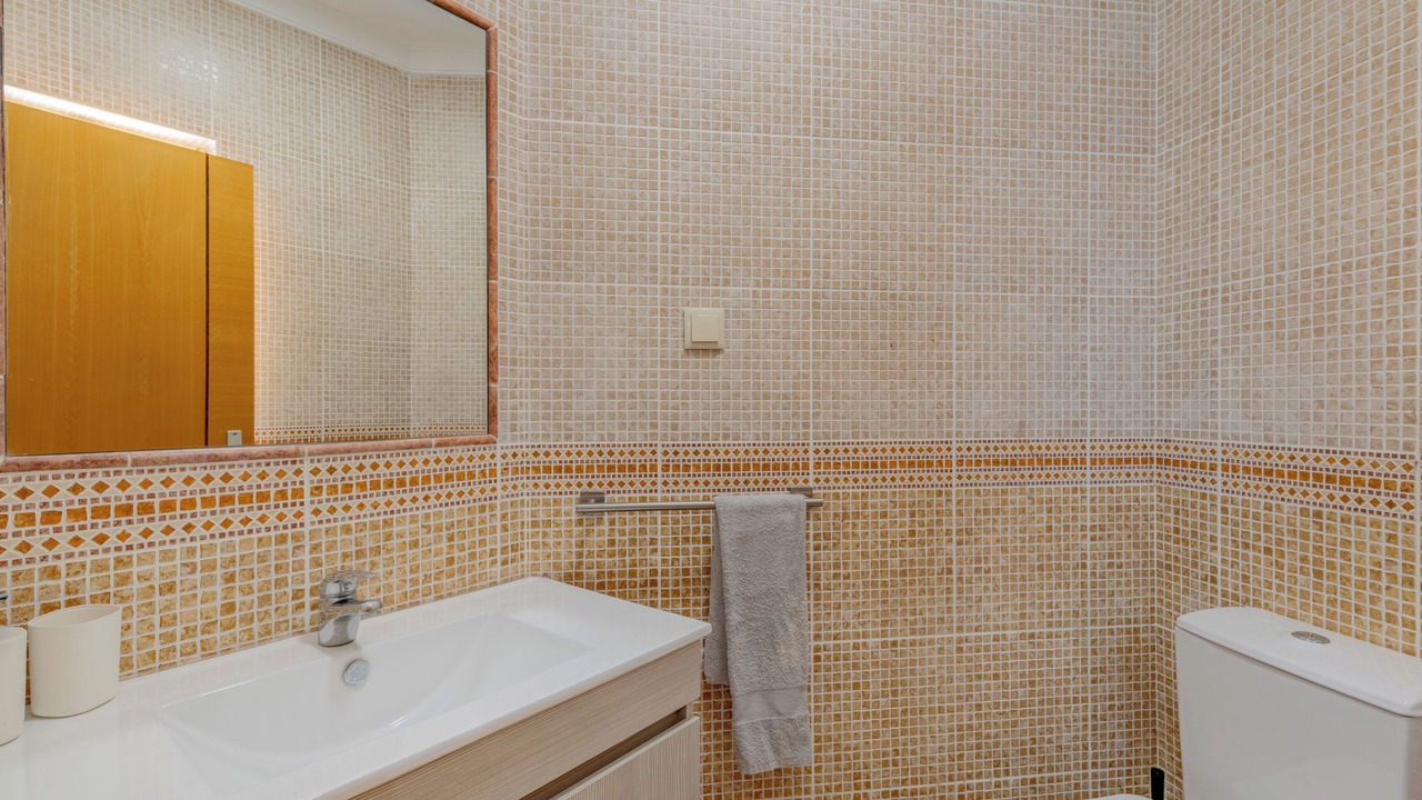 Photo of Bathroom in Patroves
