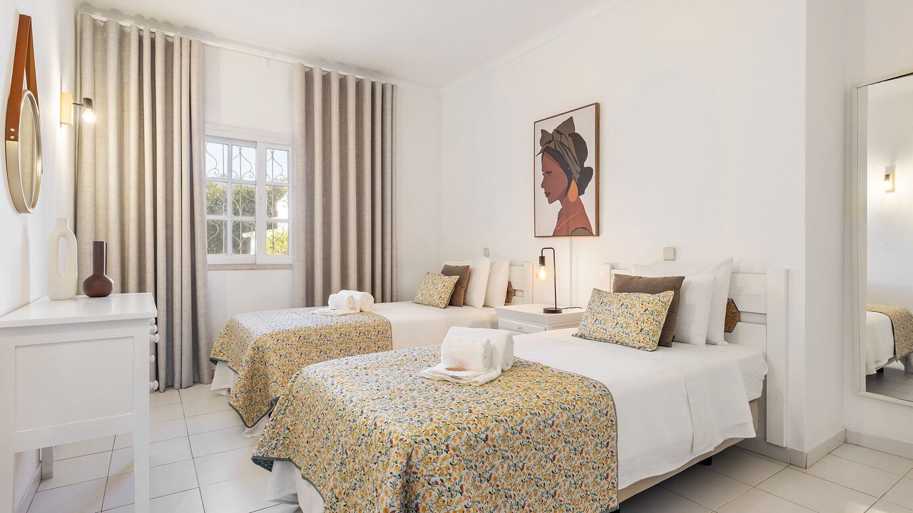 Photo of Bedroom in Vale de Parra