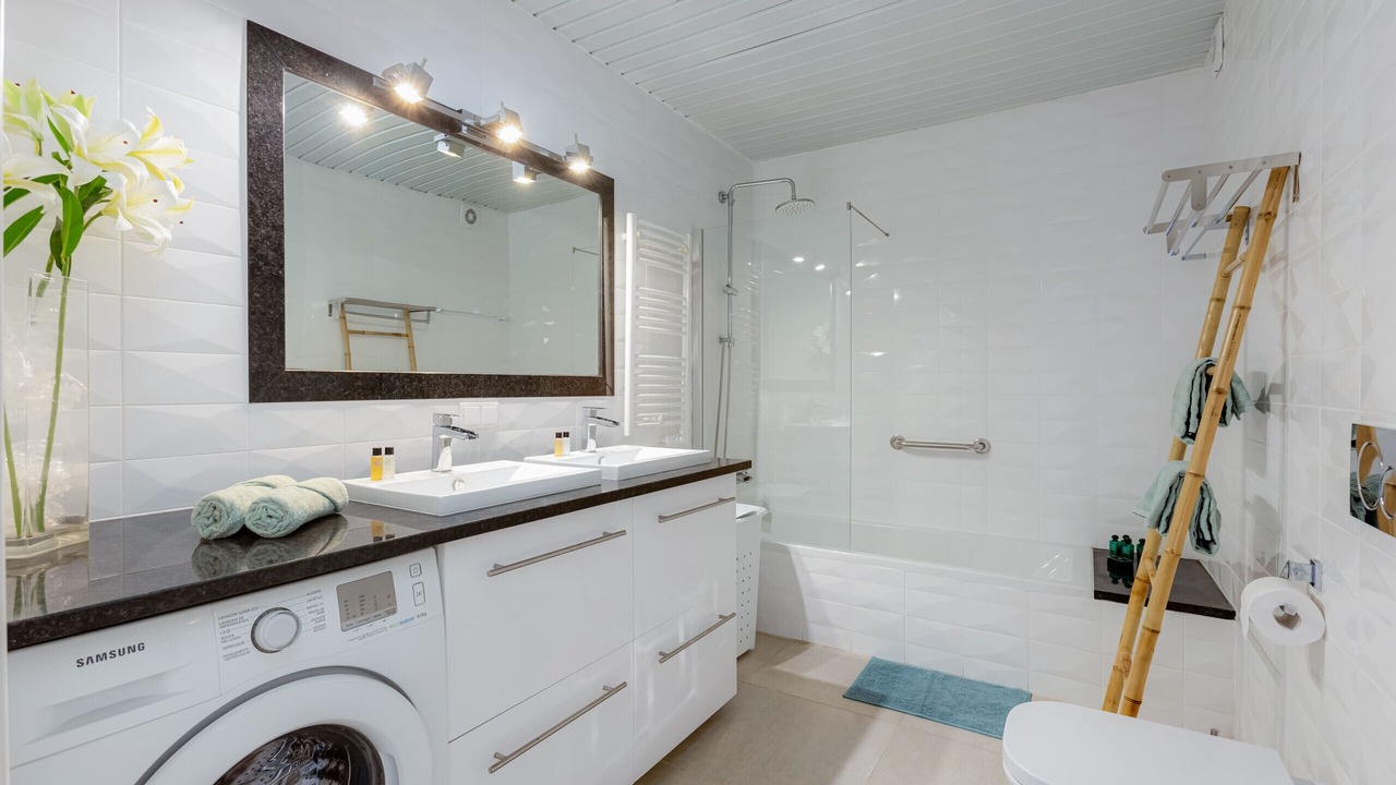 Photo of Bathroom in Ameijeira