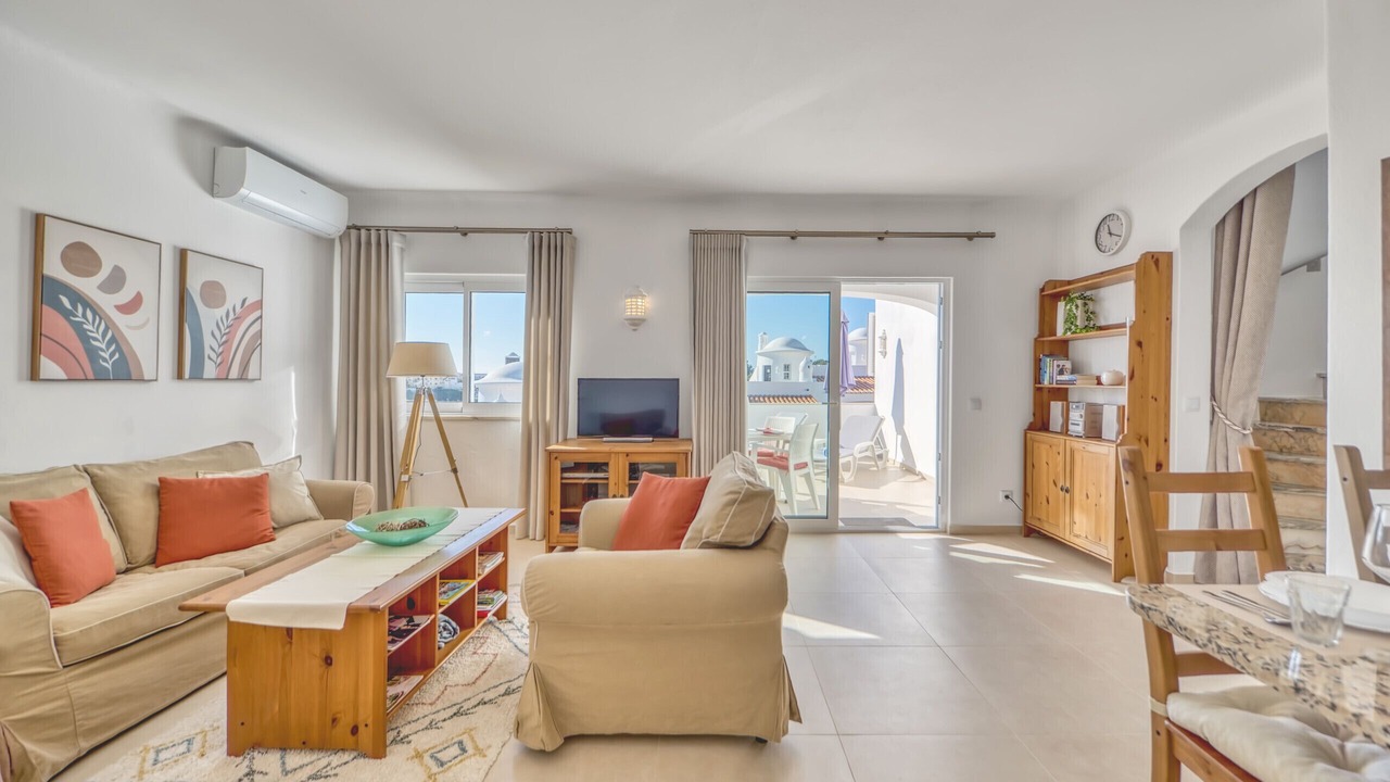 Photo of Livingroom in Mato Serrao