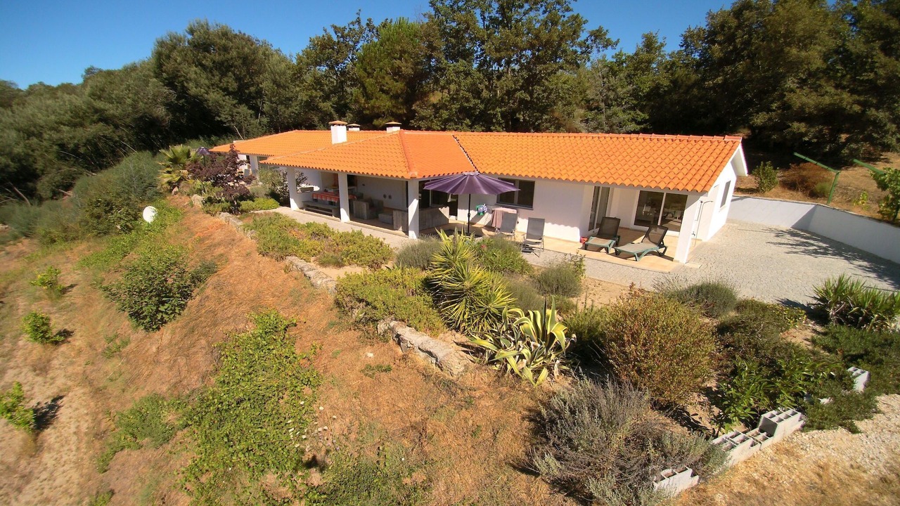 Photo of Outdoor in Covas