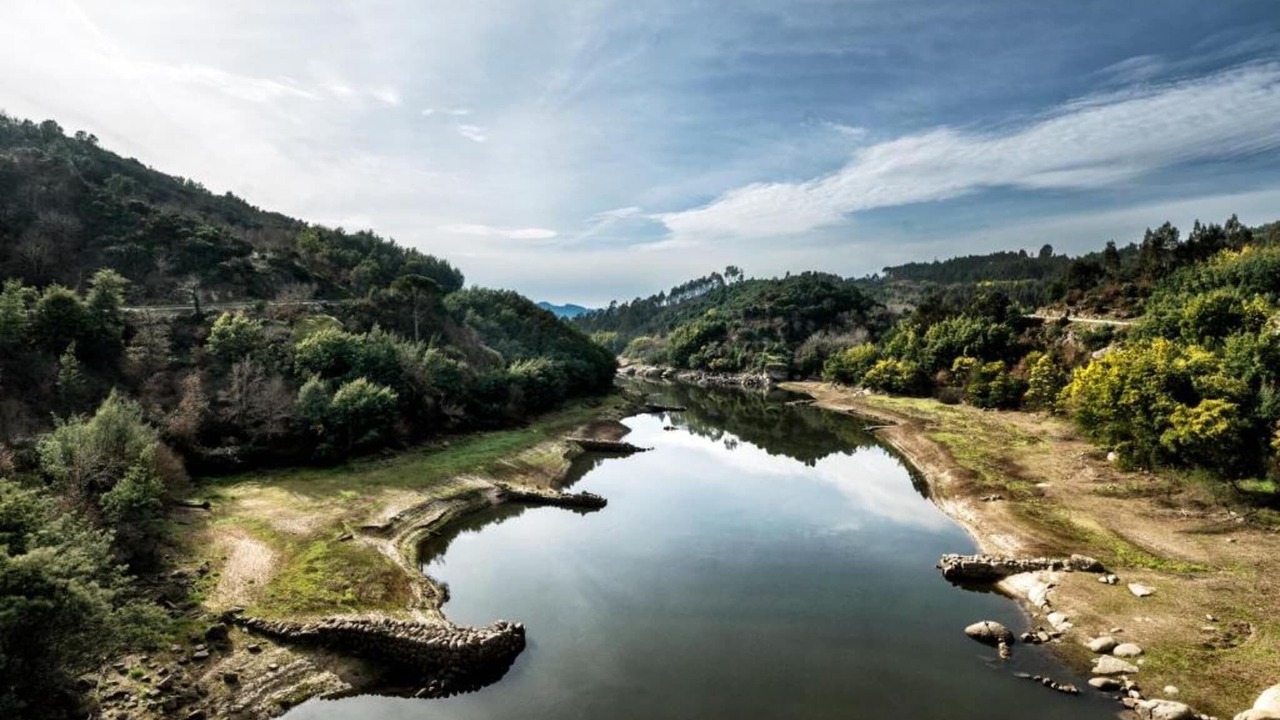 Photo of Others in Covas