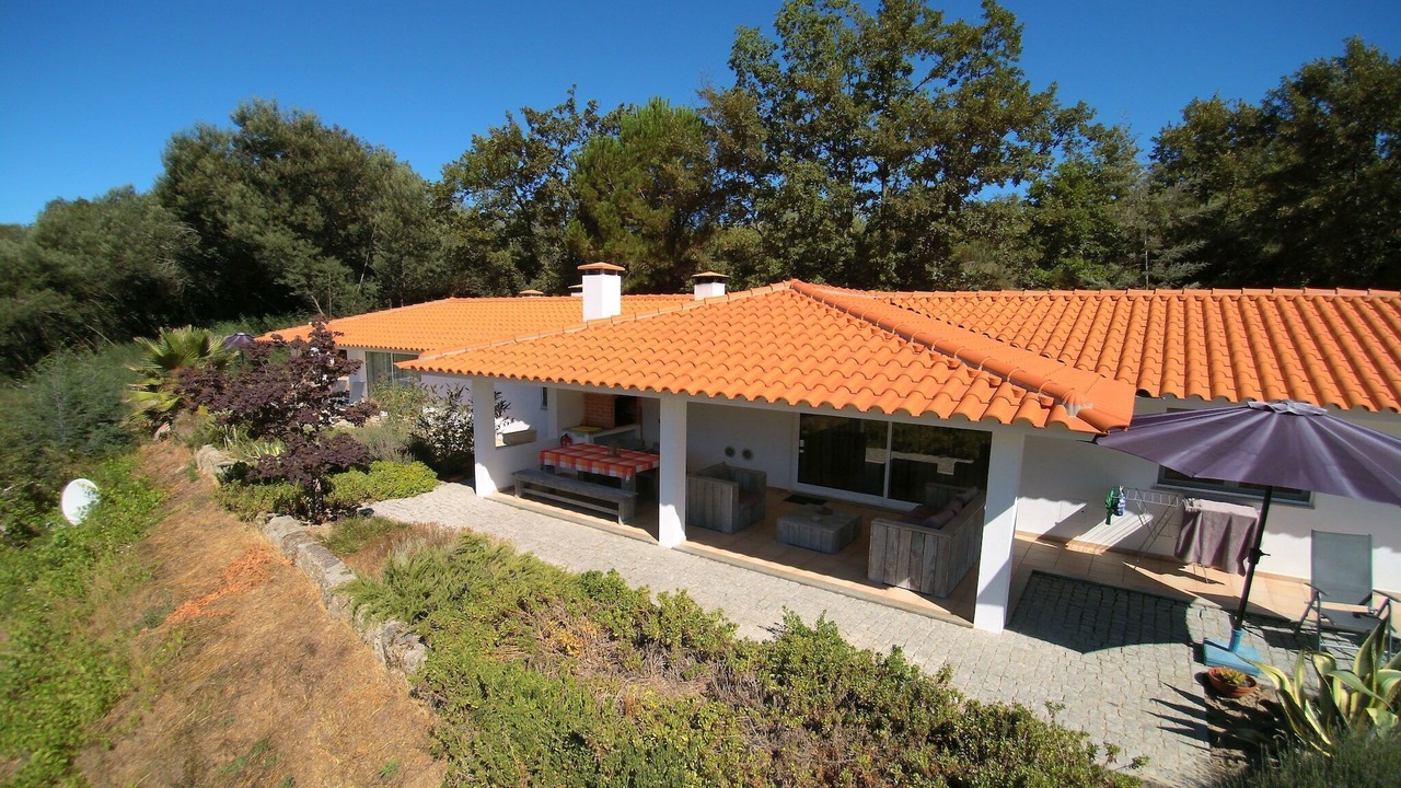 Photo of Outdoor in Covas