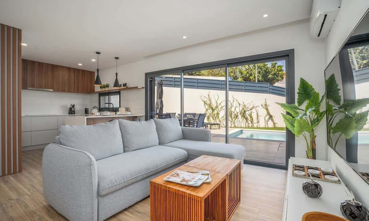 Photo of Livingroom in Porches