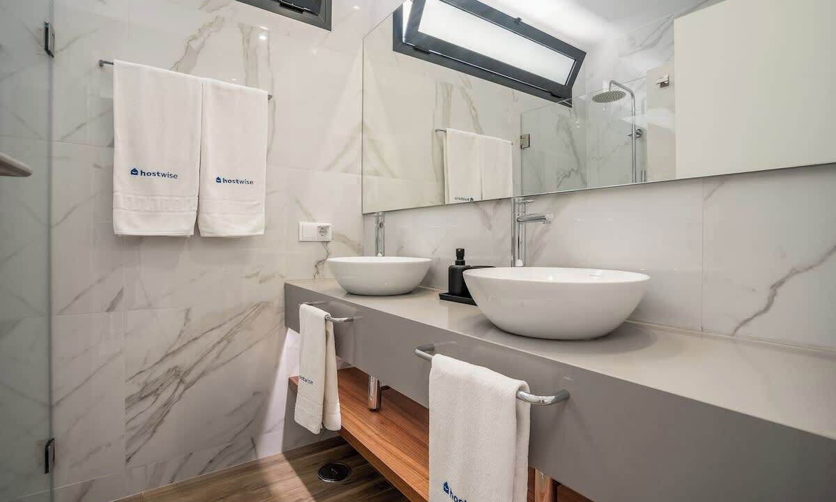 Photo of Bathroom in Porches