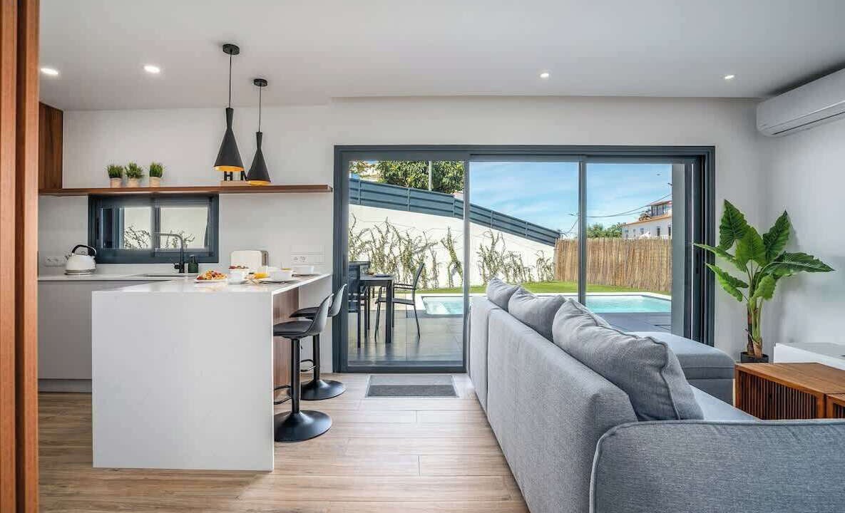 Photo of Livingroom in Porches