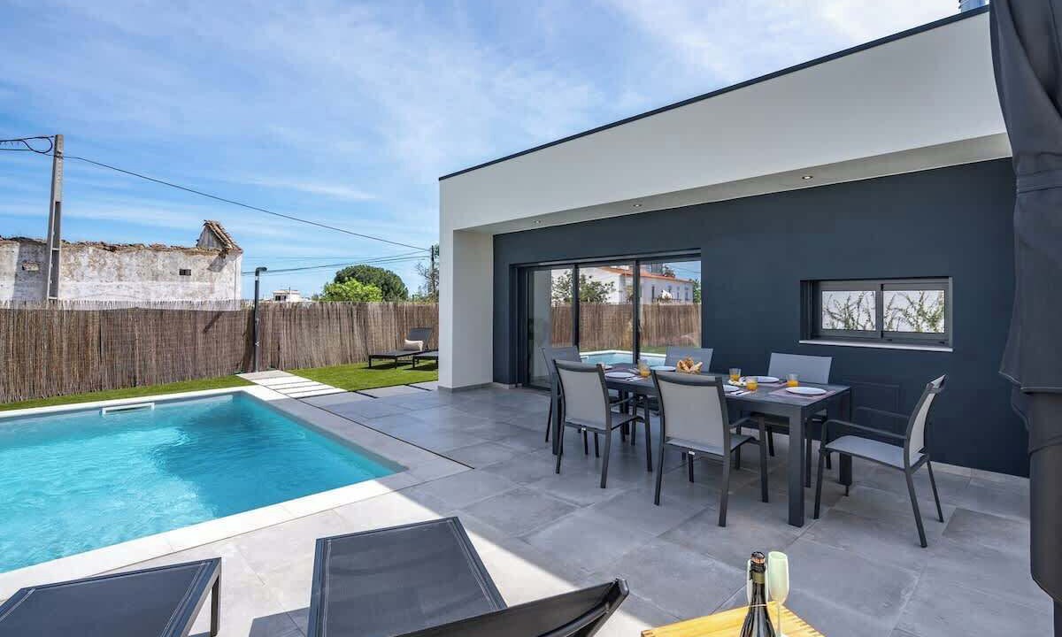 Photo of Outdoor in Porches