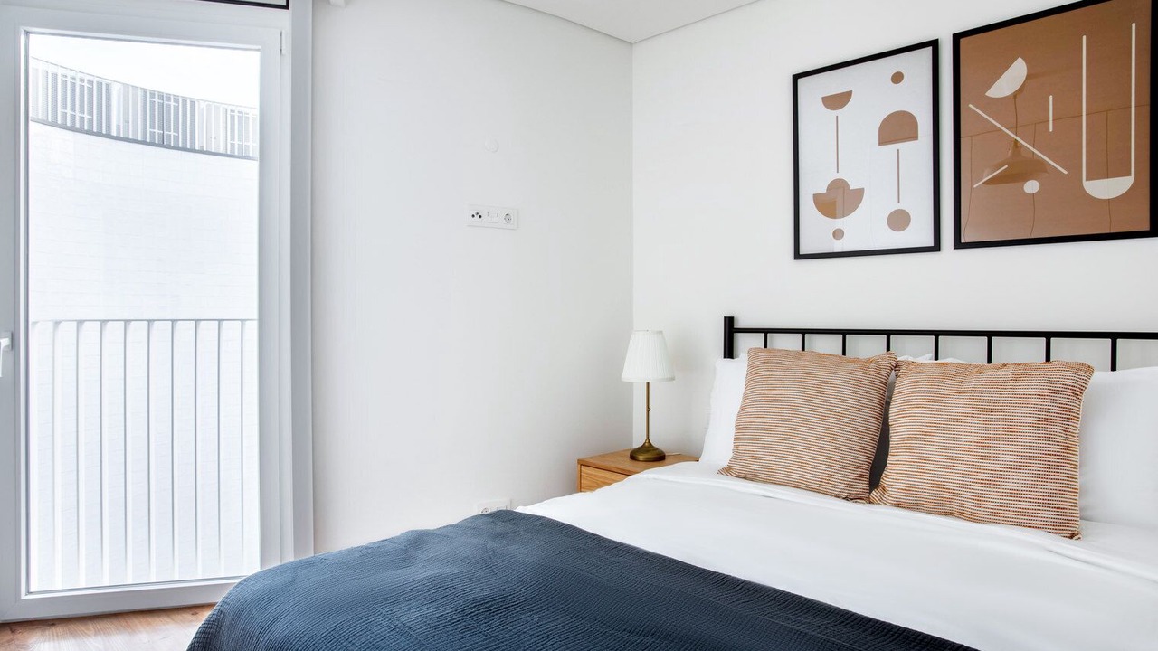 Photo of Bedroom in Lisbon Old Town