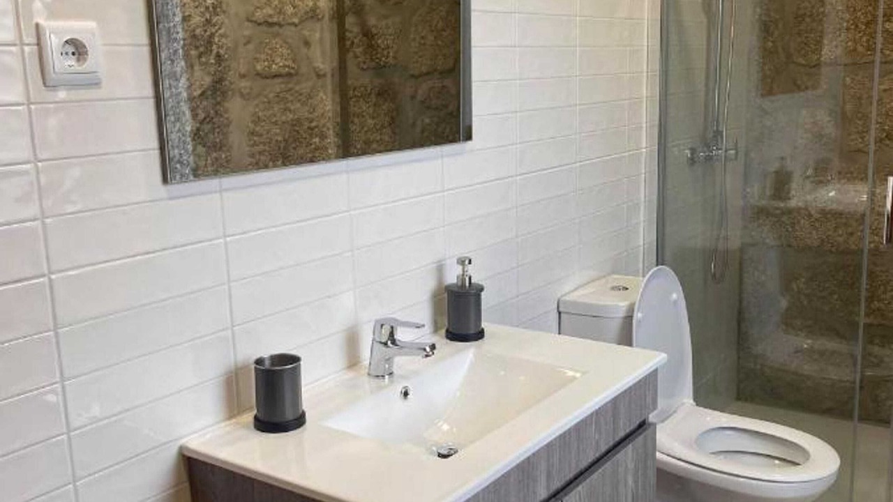 Photo of Bathroom in Bouro