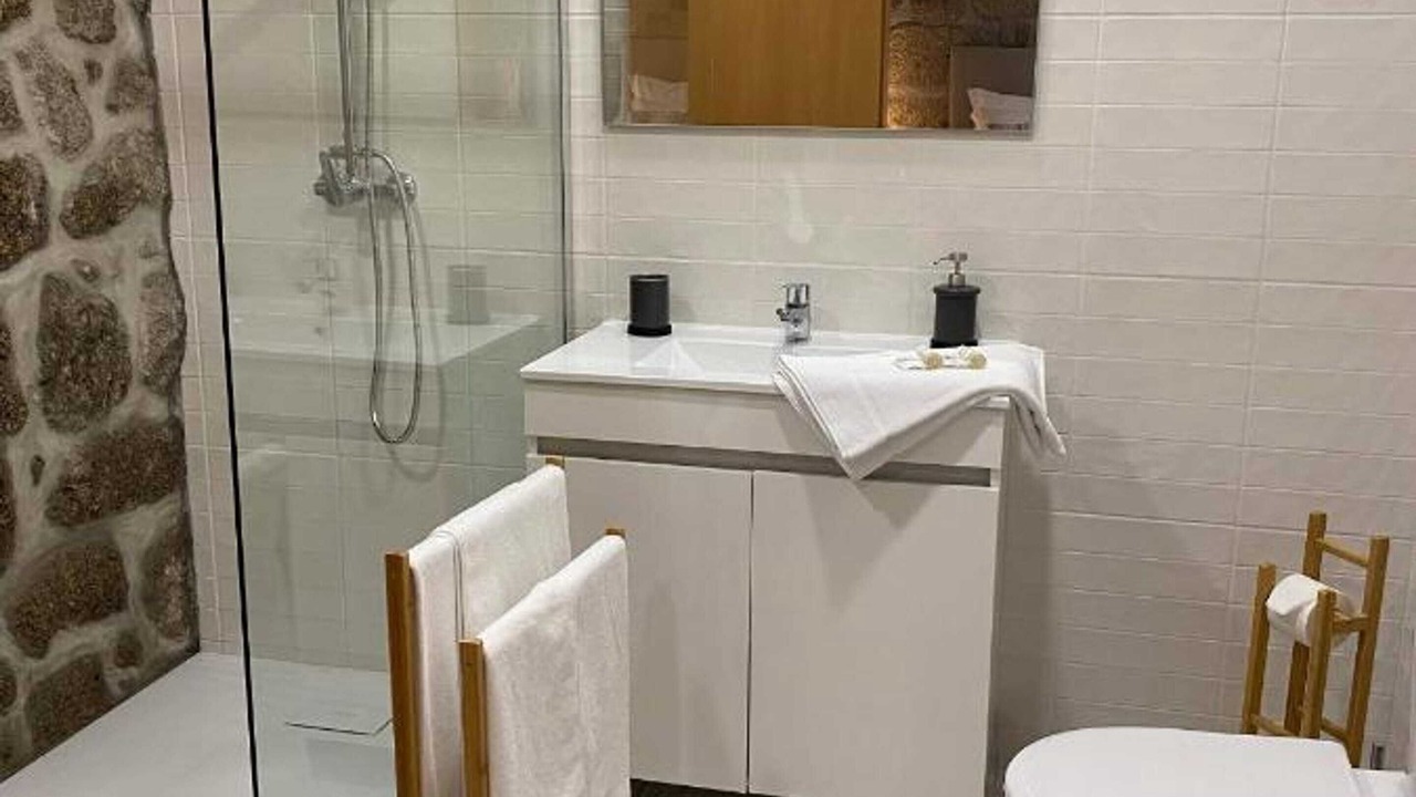 Photo of Bathroom in Bouro