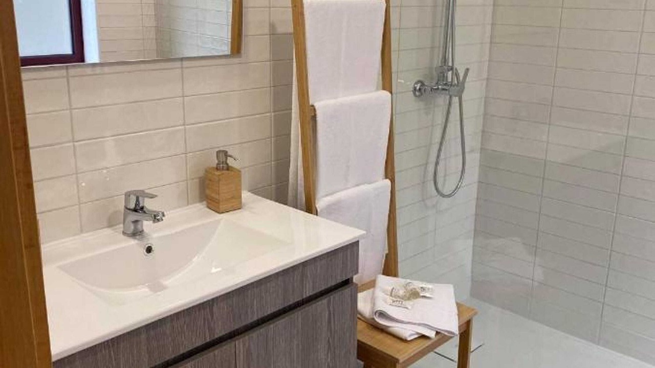 Photo of Bathroom in Bouro