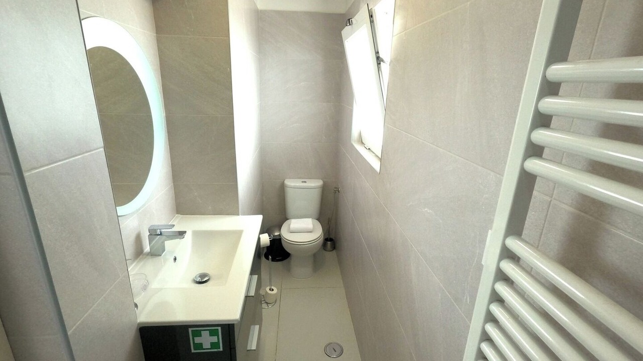 Photo of Bathroom in Laranjeiro