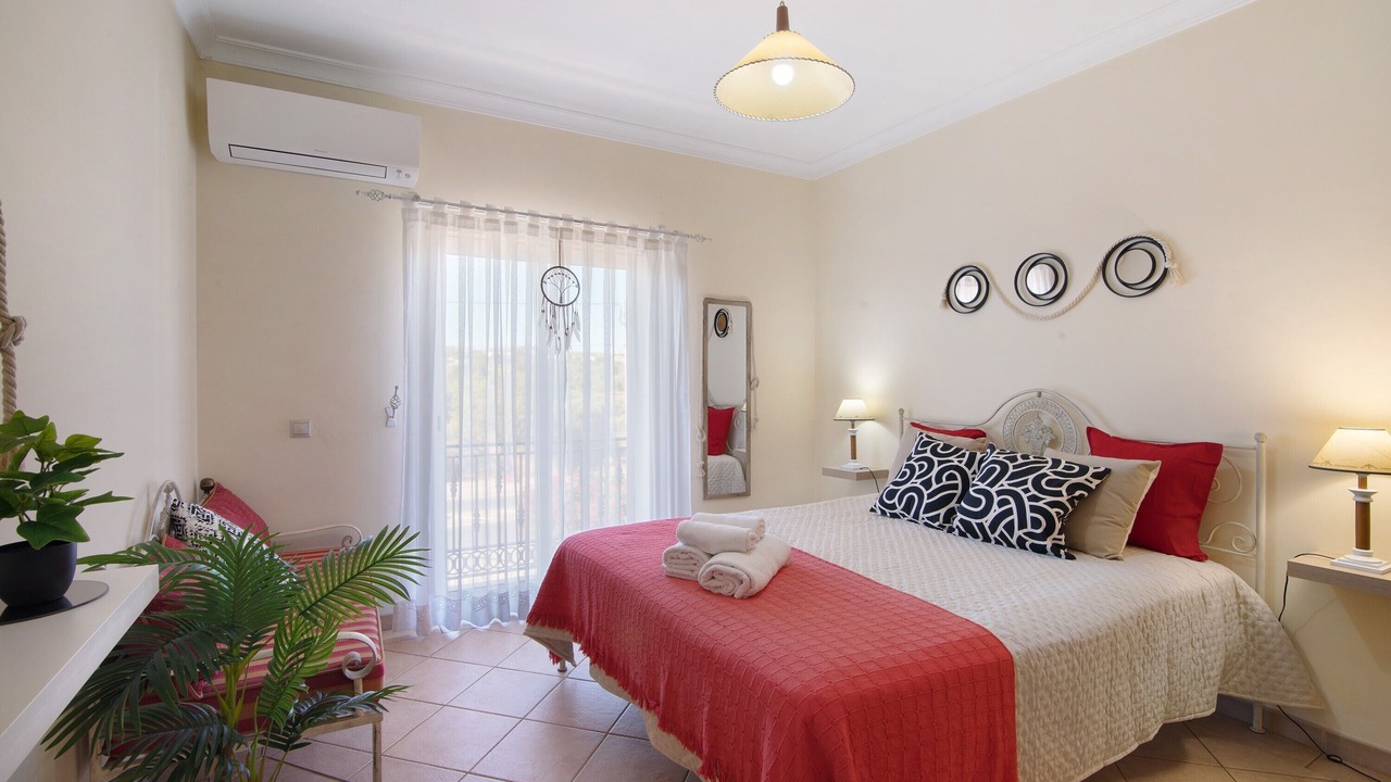 Photo of Bedroom in Loule