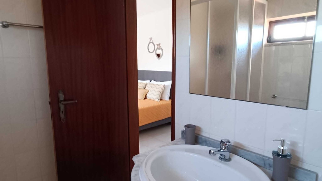 Photo of Bathroom in Vila Nova de Milfontes