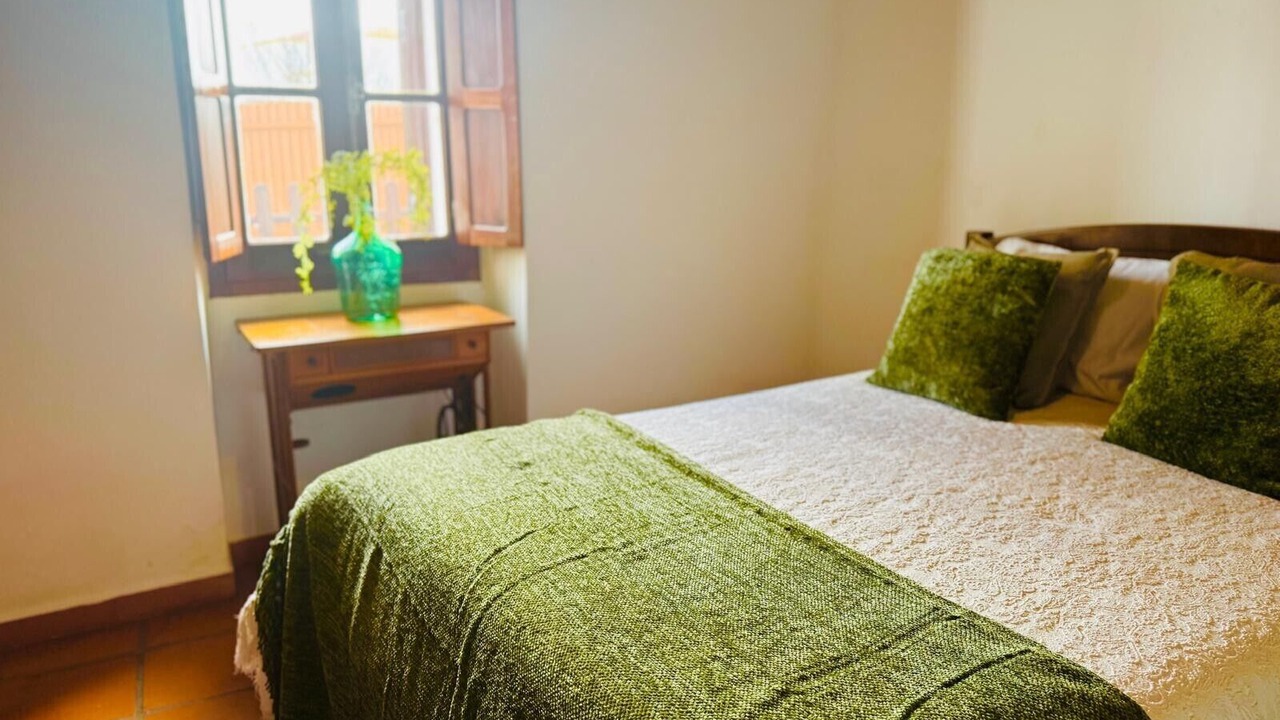 Photo of Bedroom in Redondo