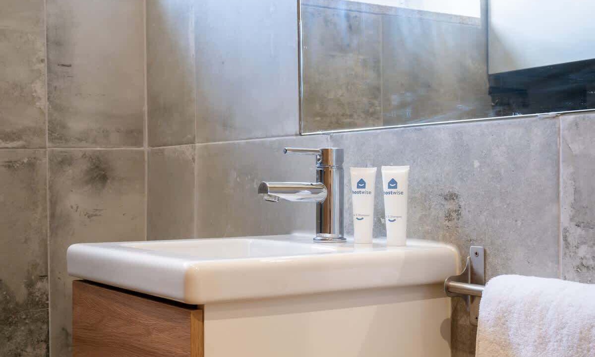 Photo of Bathroom in Paranhos