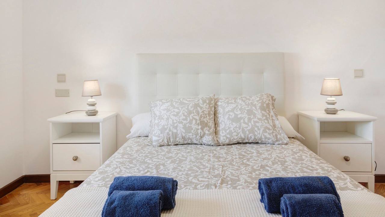 Photo of Bedroom in Caminha