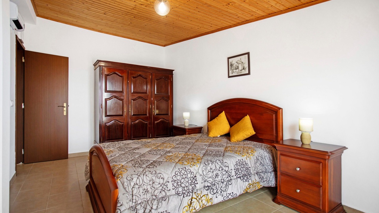 Photo of Bedroom in Torres Vedras