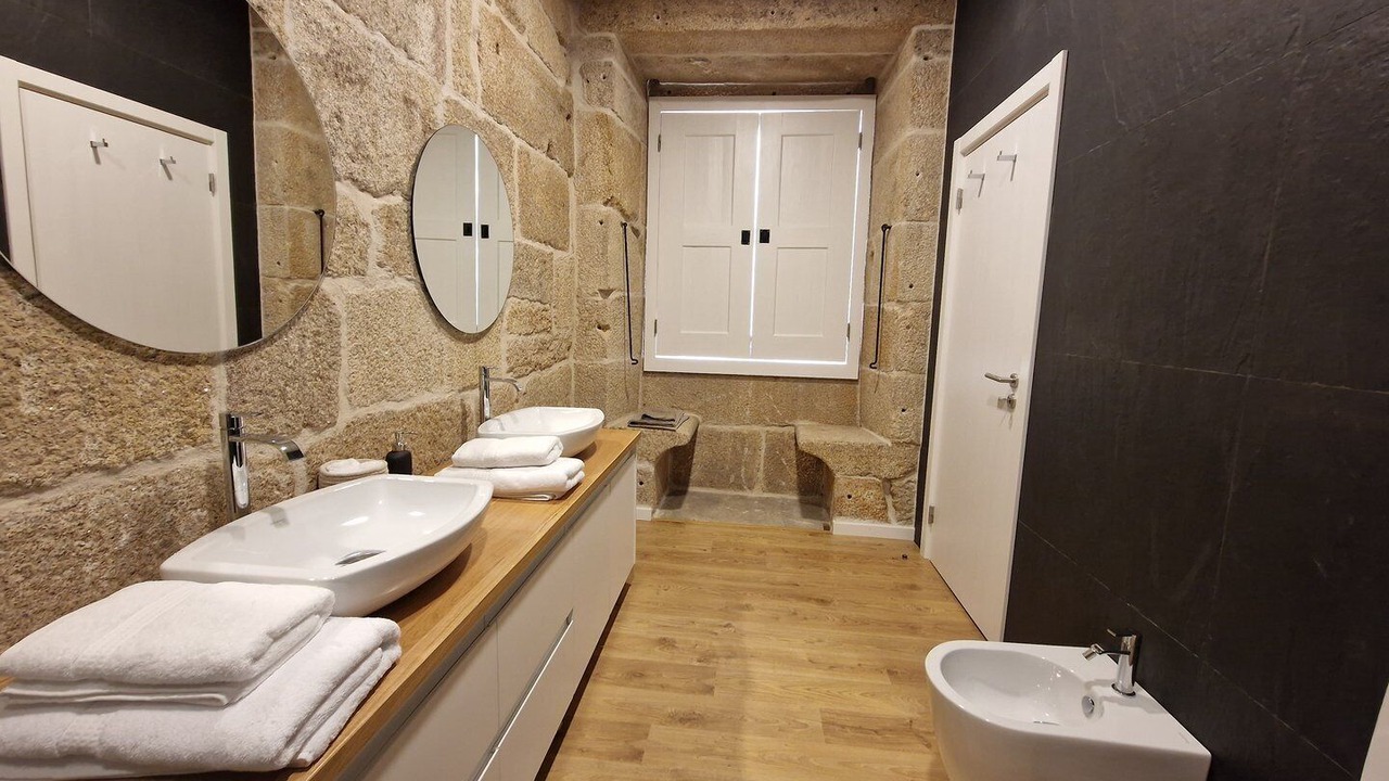 Photo of Bathroom in Sernancelhe
