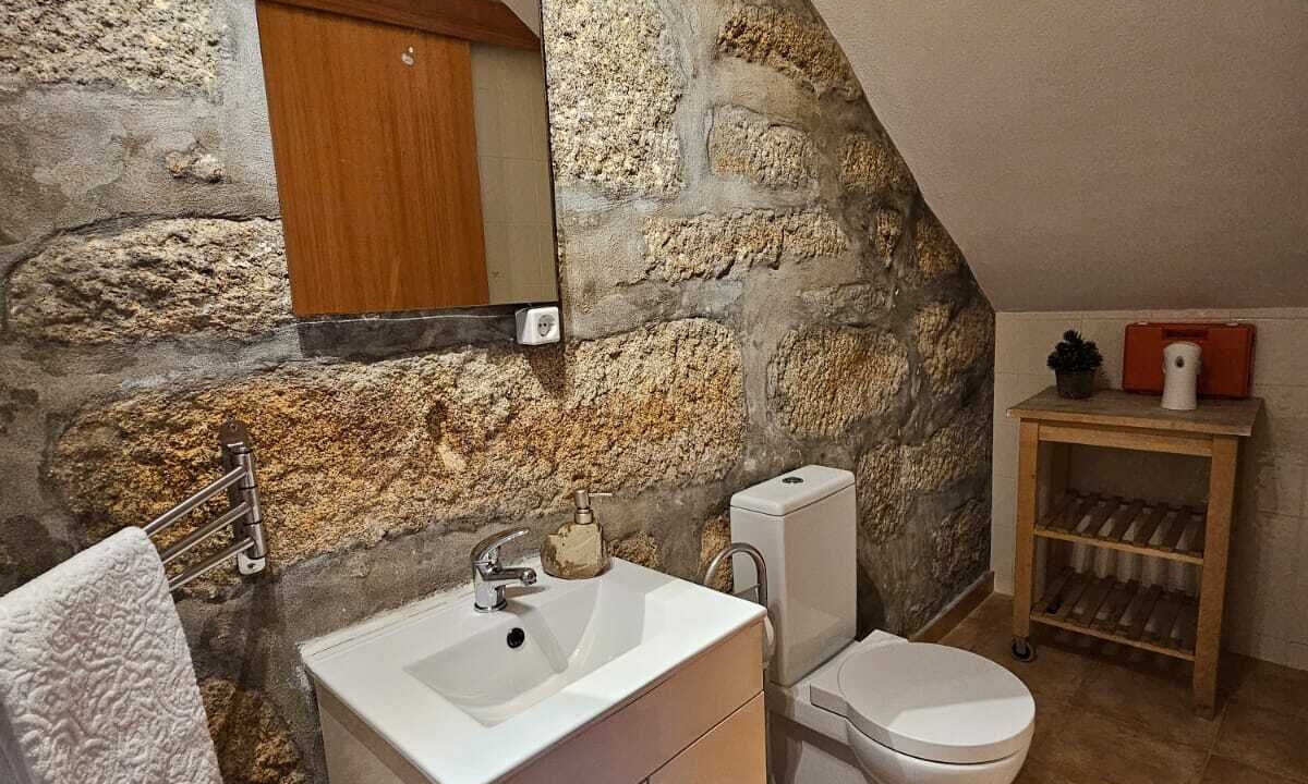 Photo of Bathroom in Paranhos