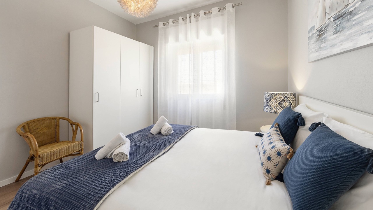 Photo of Bedroom in Peniche