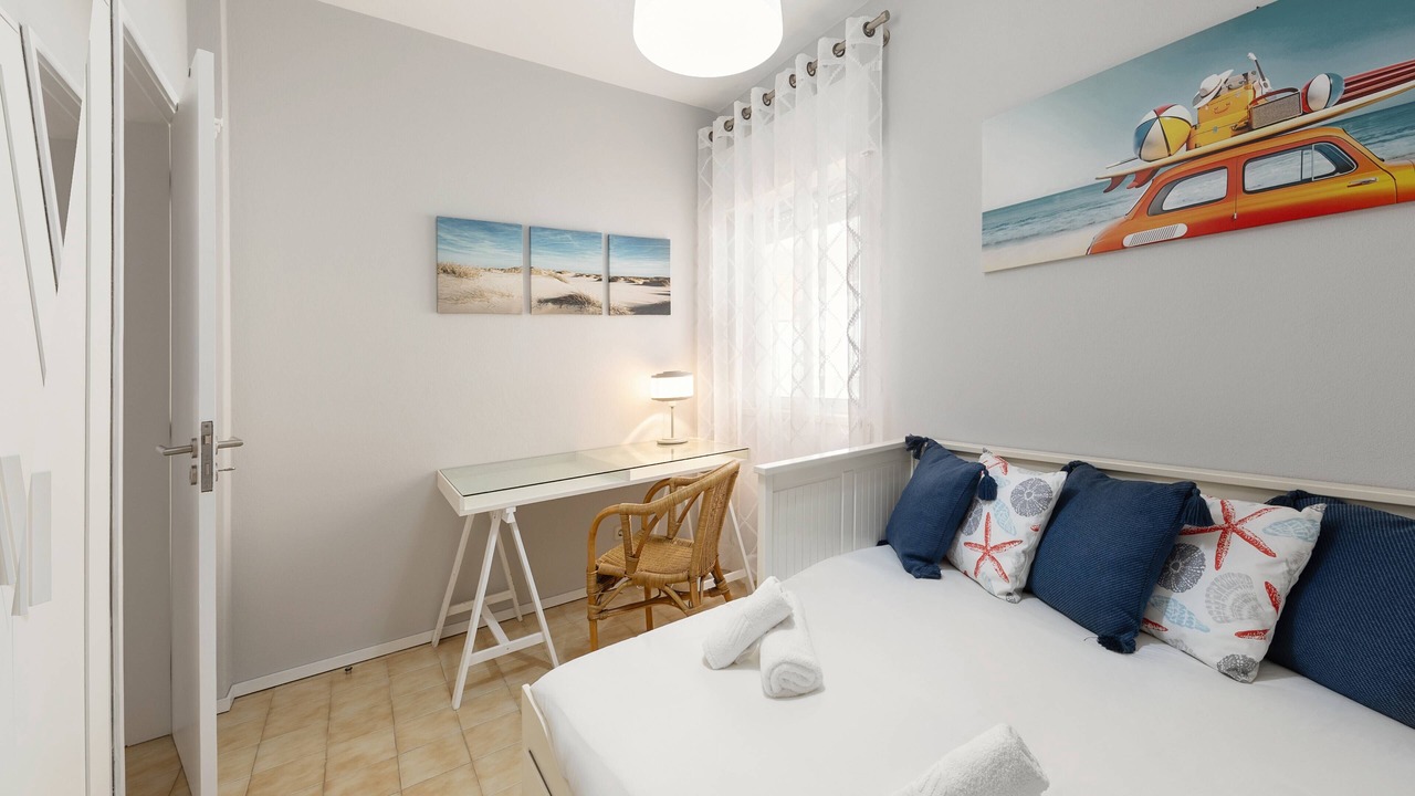 Photo of Bedroom in Peniche