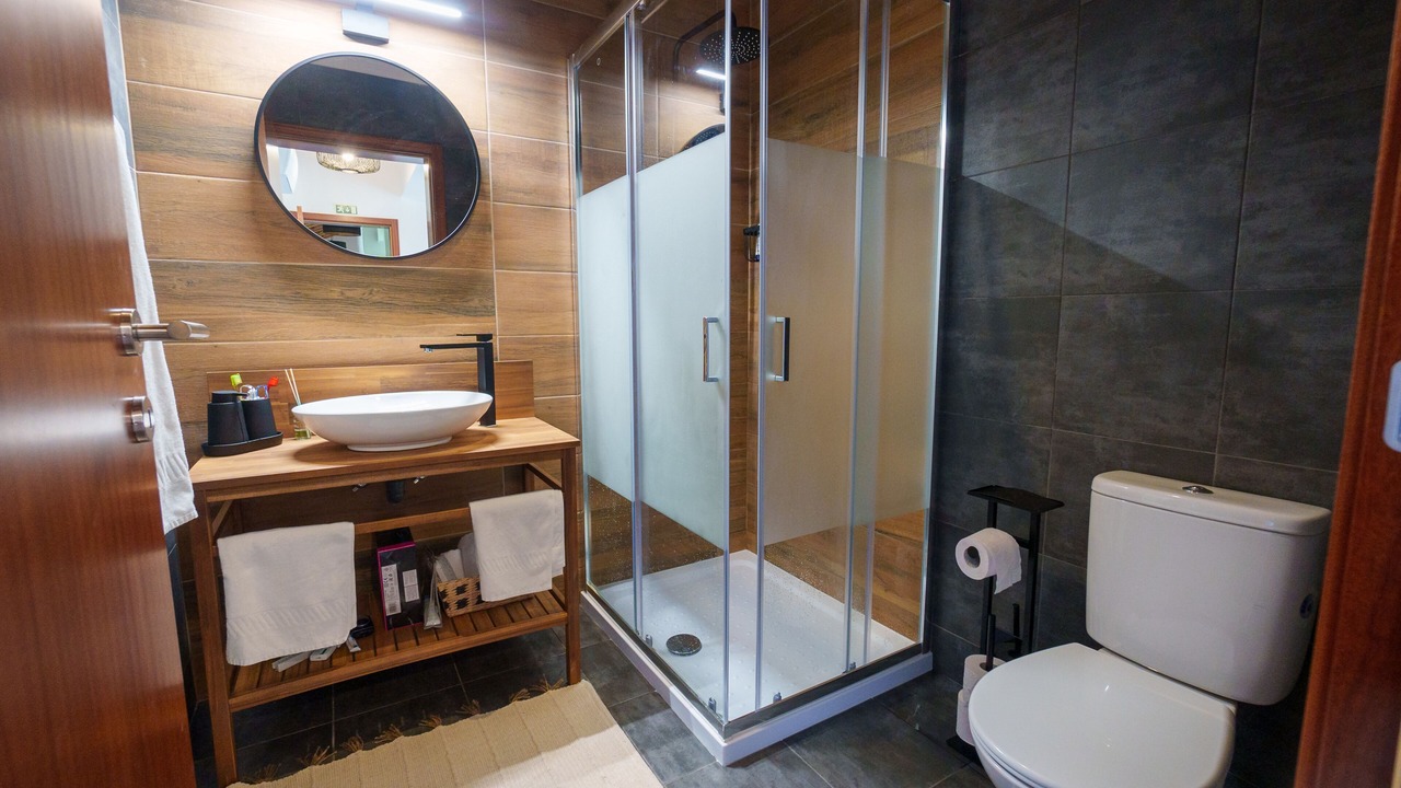 Photo of Bathroom in Feteira
