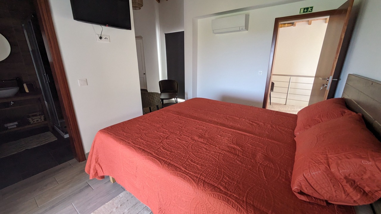 Photo of Bedroom in Feteira