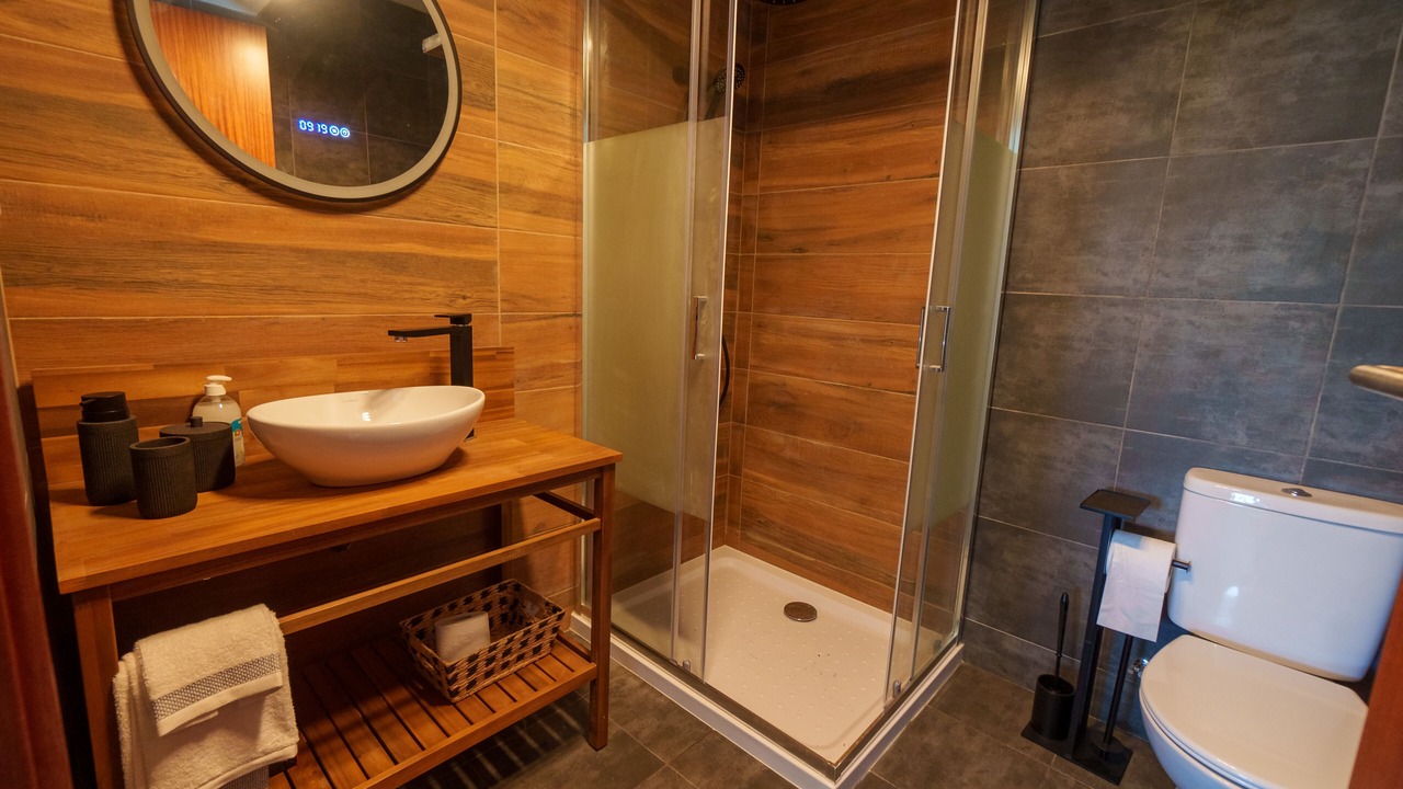 Photo of Bathroom in Feteira