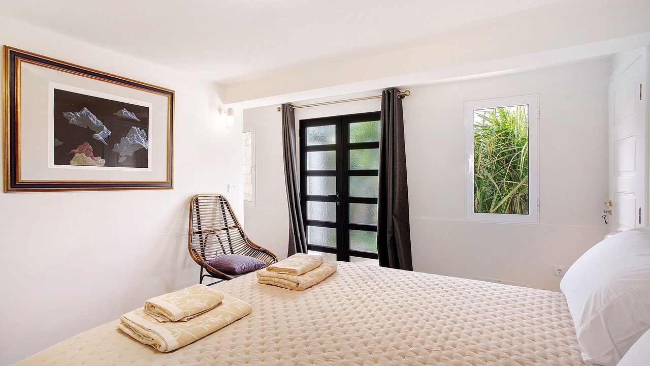 Photo of Bedroom in Canhas