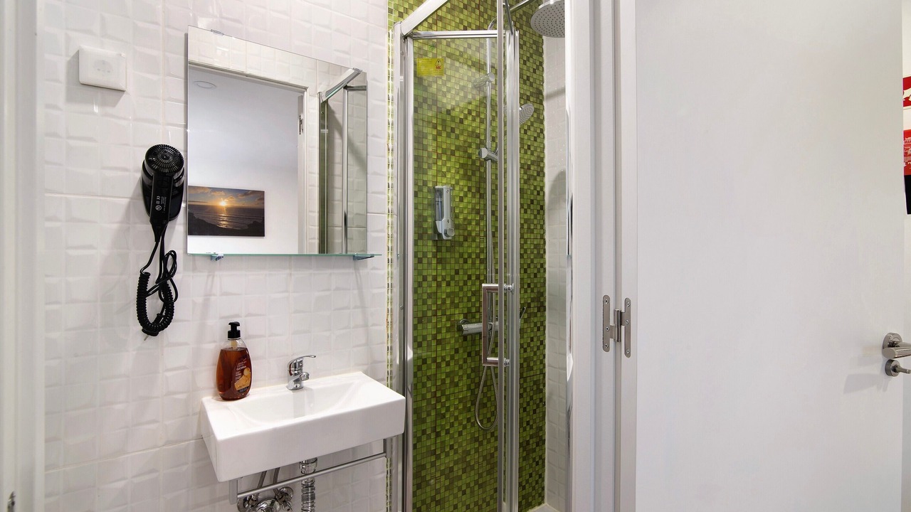 Photo of Bathroom in Moncarapacho e Fuseta