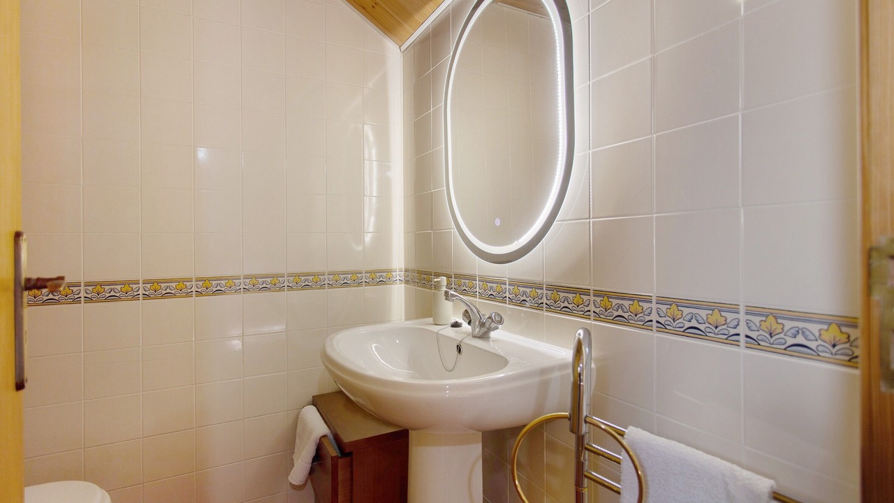 Photo of Bathroom in Nazare