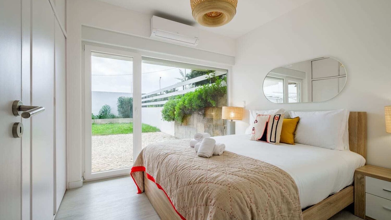 Photo of Bedroom in Estoril