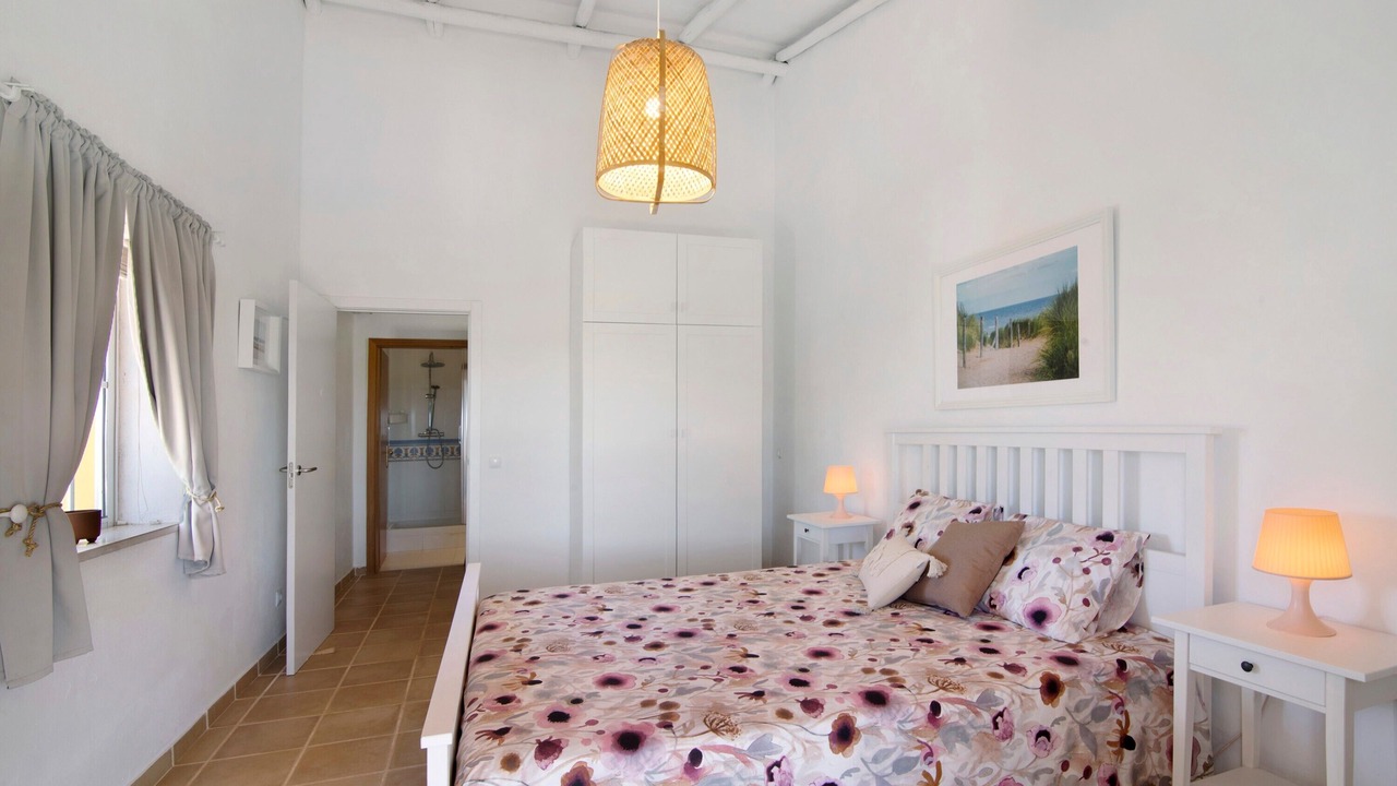 Photo of Bedroom in Sao Bartolomeu de Messines