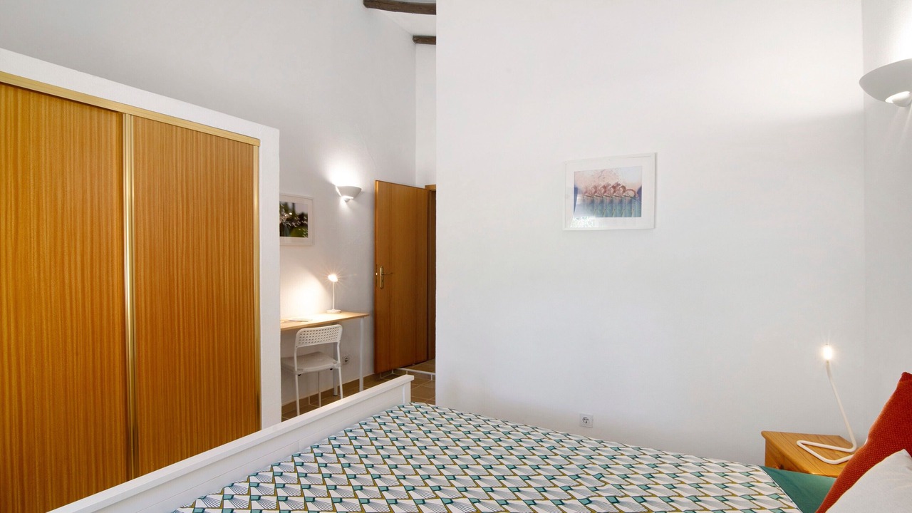 Photo of Bedroom in Sao Bartolomeu de Messines