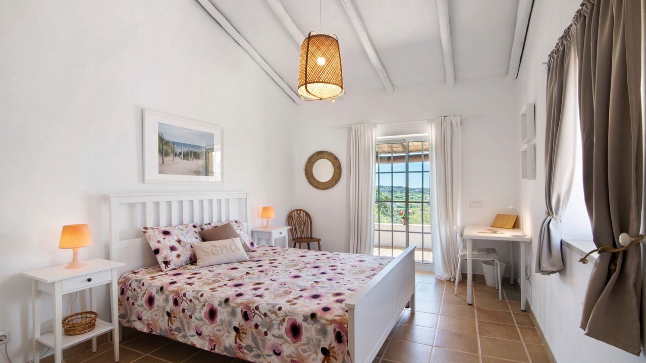 Photo of Bedroom in Sao Bartolomeu de Messines