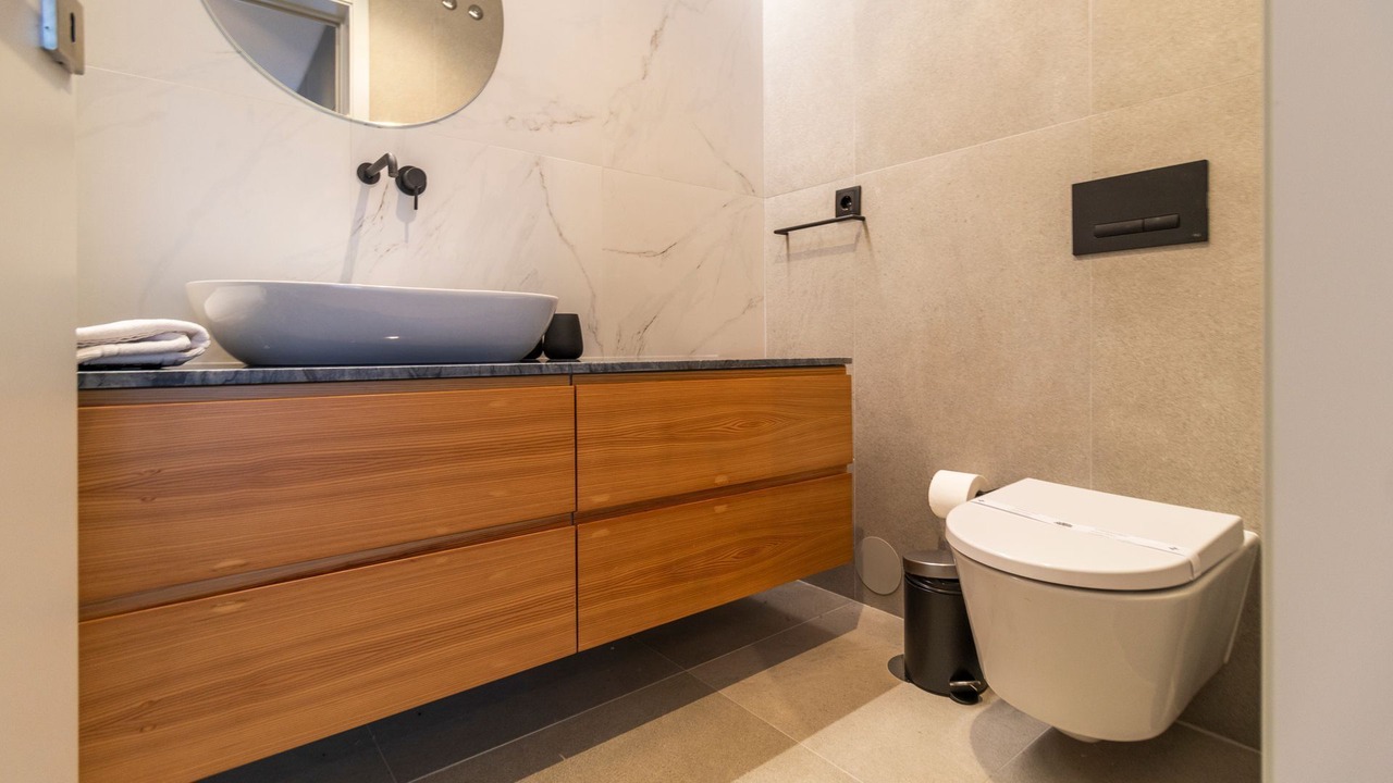 Photo of Bathroom in Mafamude