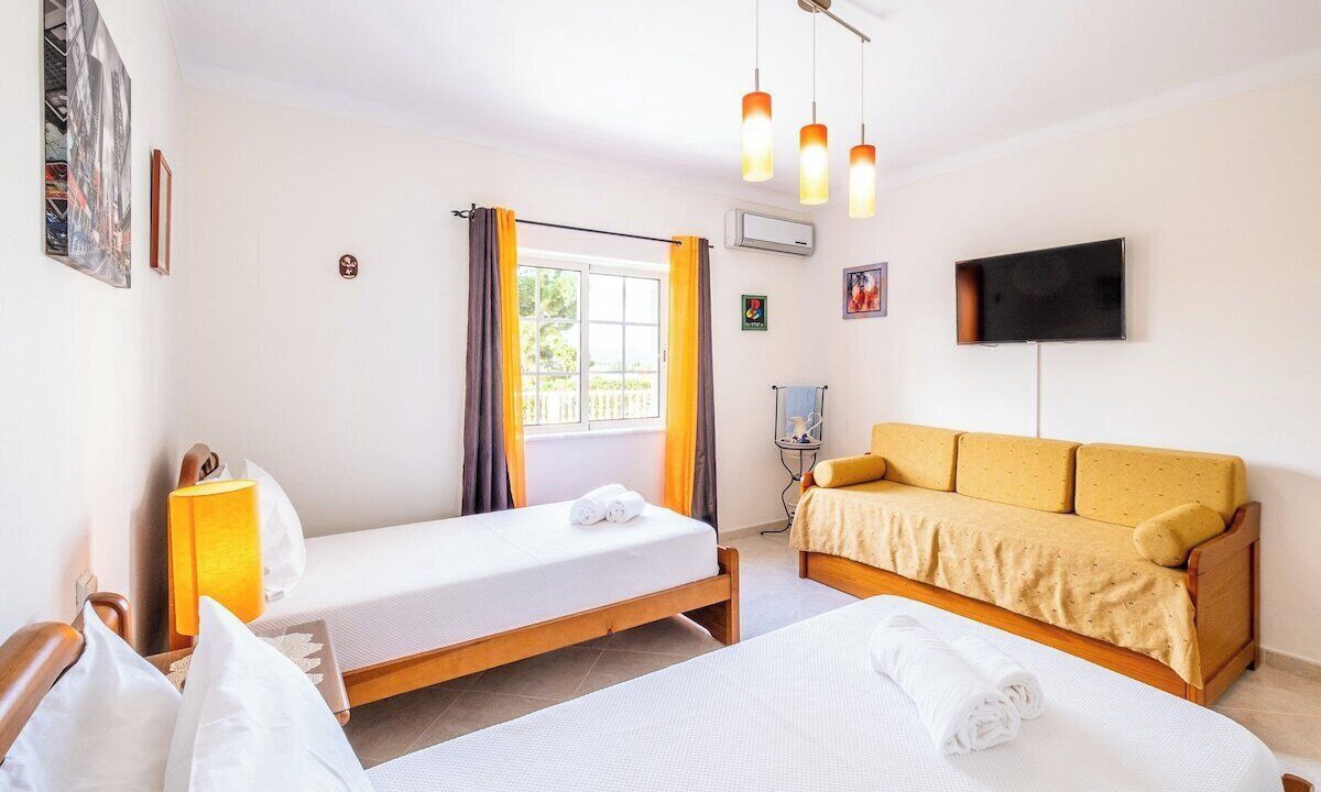 Photo of Bedroom in Estombar