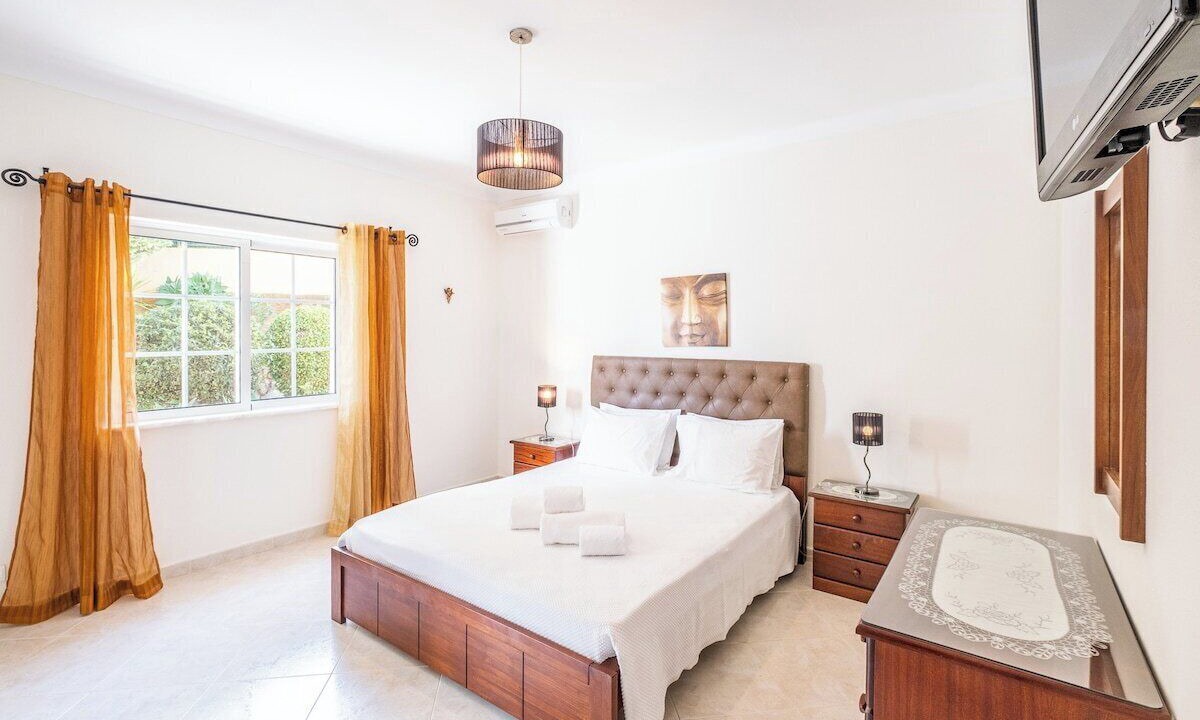 Photo of Bedroom in Estombar