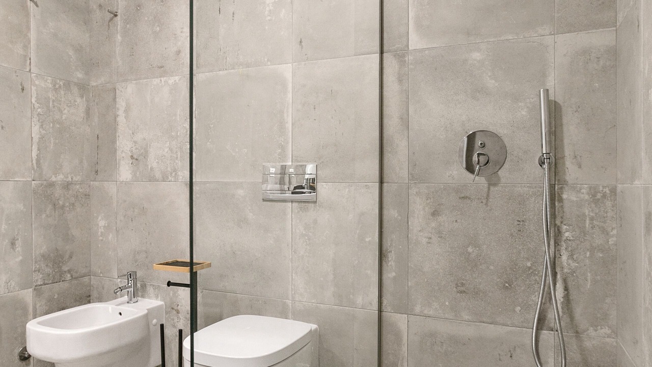 Photo of Bathroom in Peniche