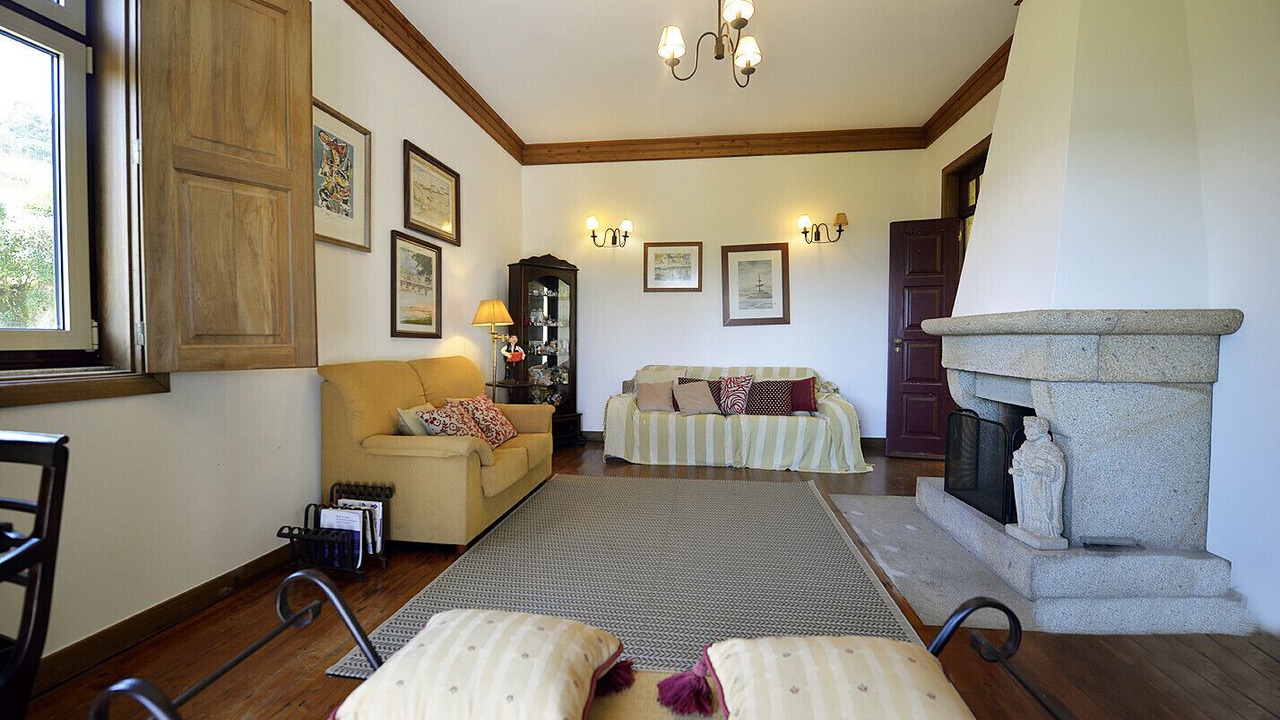Photo of Livingroom in Cossourado