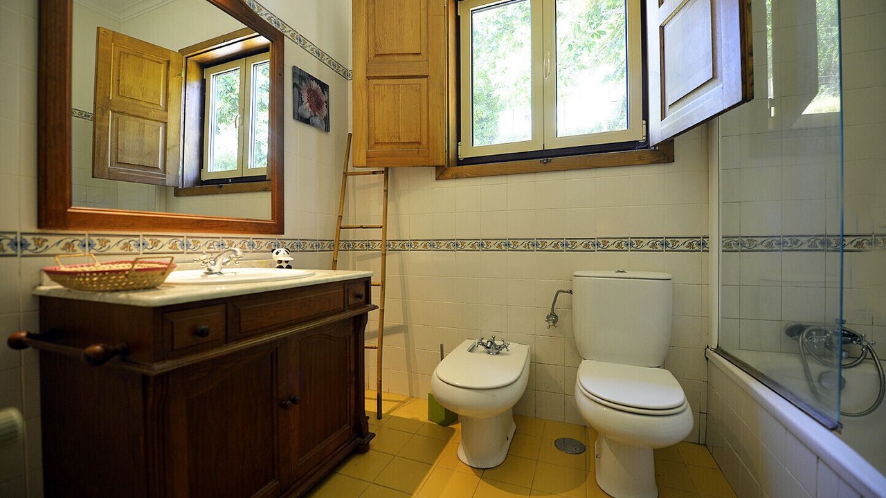Photo of Bathroom in Cossourado