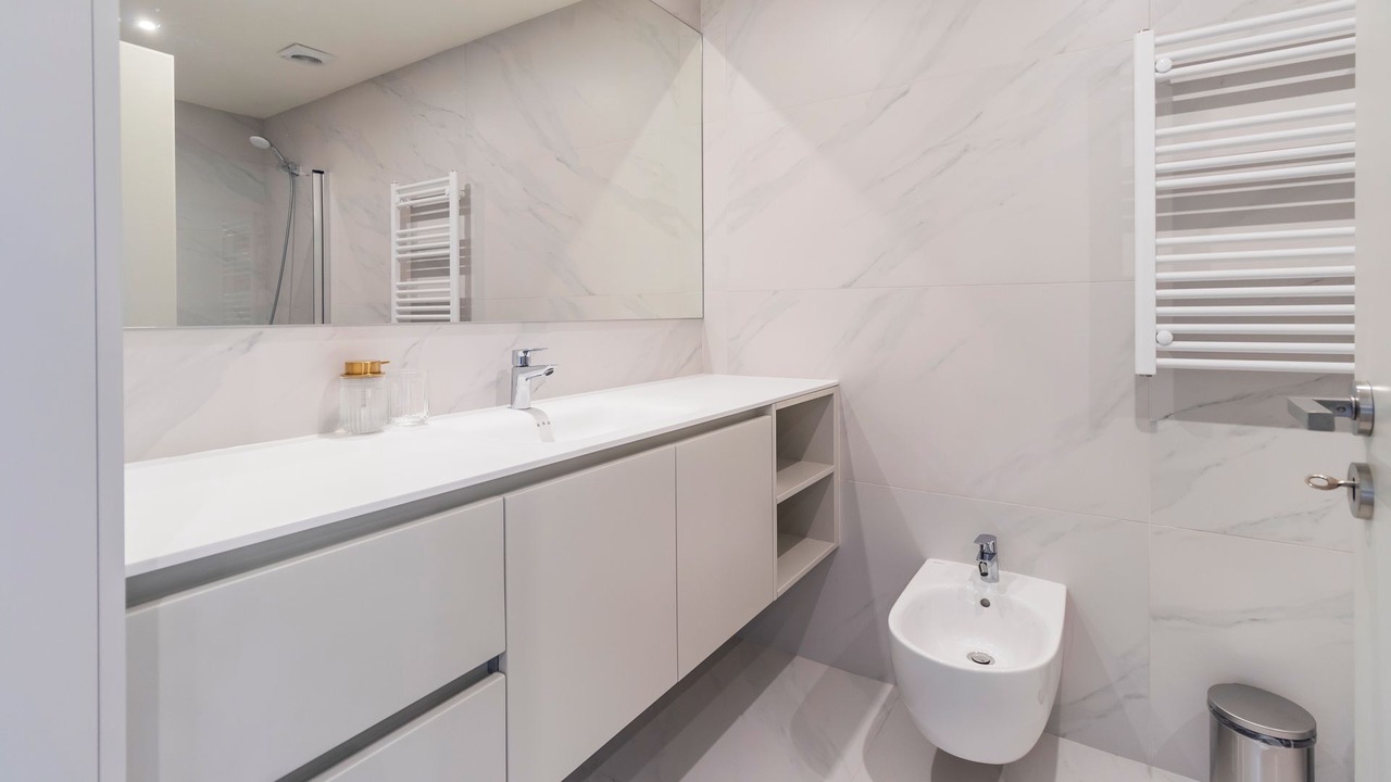 Photo of Bathroom in Mafamude