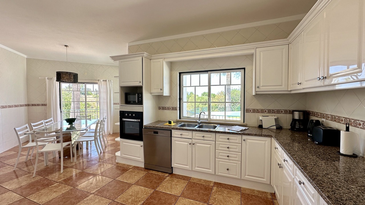 Photo of Kitchen in Cerro do Ouro