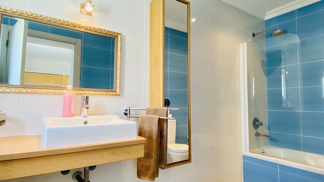 Photo of Bathroom in Quarteira