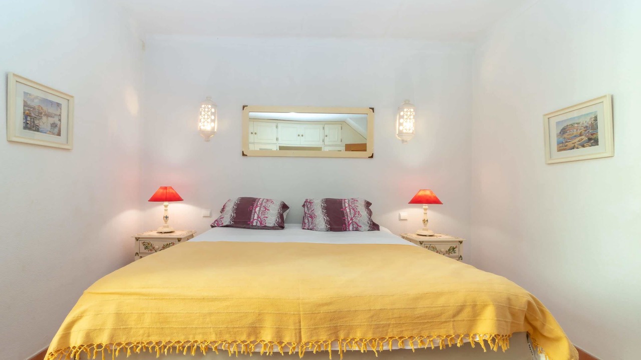 Photo of Bedroom in Ferragudo