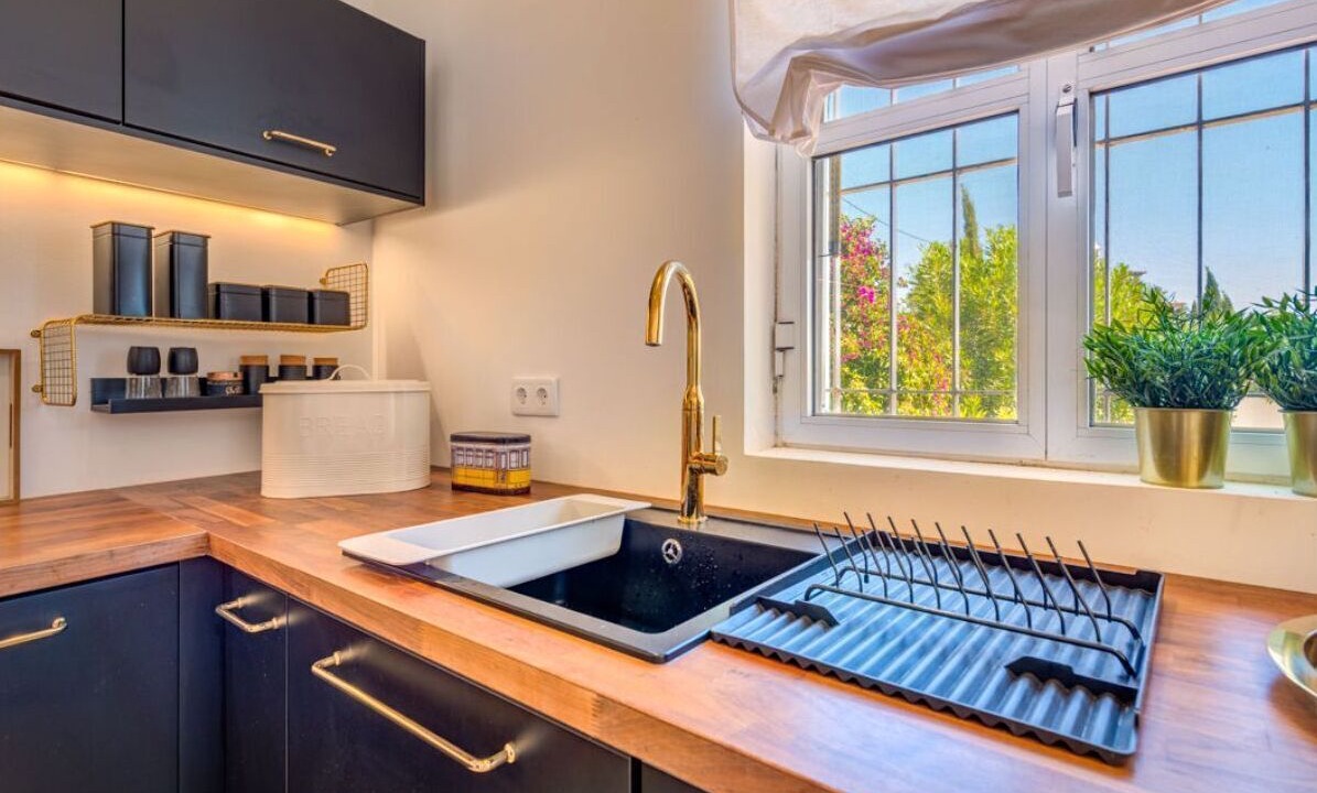 Photo of Kitchen in Alfeicao