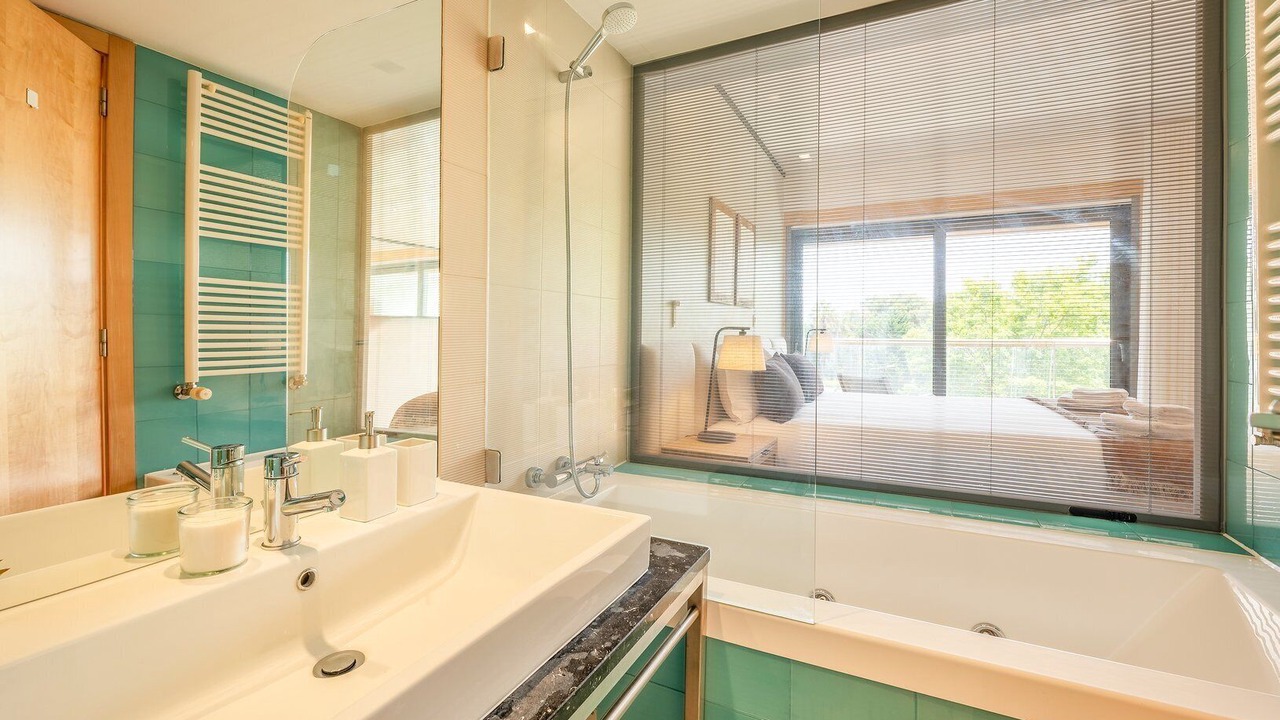 Photo of Bathroom in Cascais